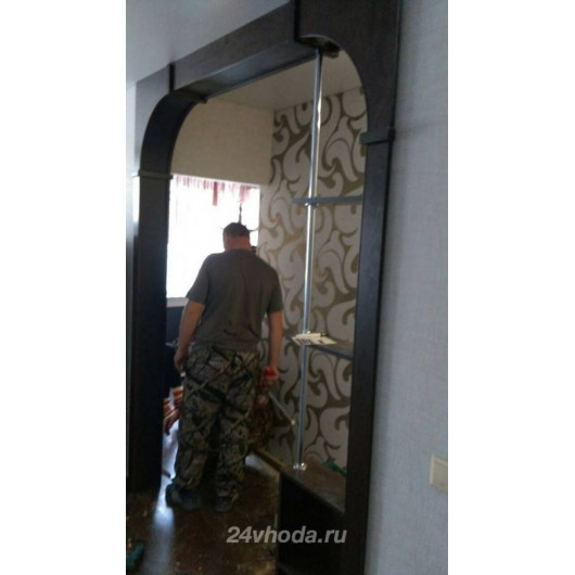 Арка на заказ с глухими полками снизу